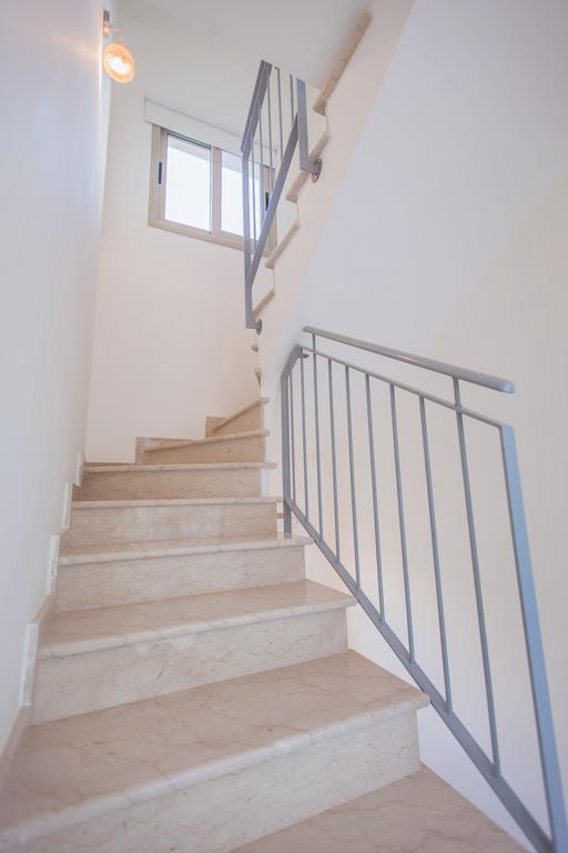 Villa Saraliana Sandy Beach Villas - Heated Pool - Jacuzzi - Private Beach Area Polis Kamer foto